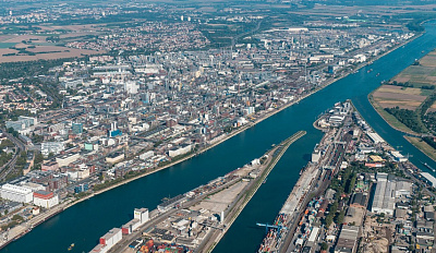 История компании 1884